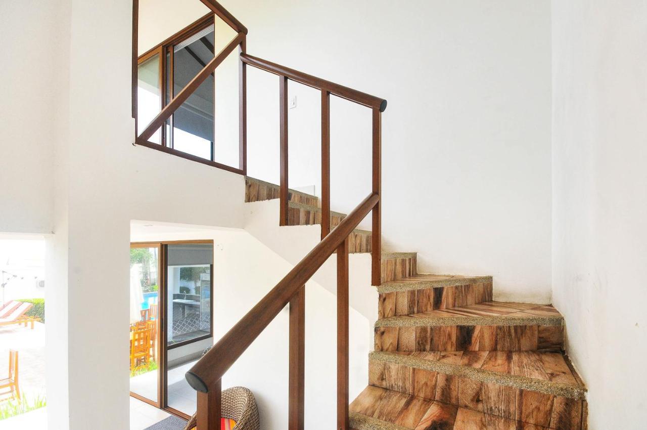Sunset Gardens Villa Olon Exterior photo